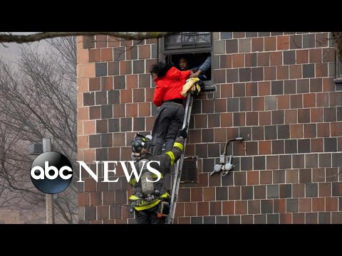 You are currently viewing 17 people, including 8 children dead in NY apartment fire