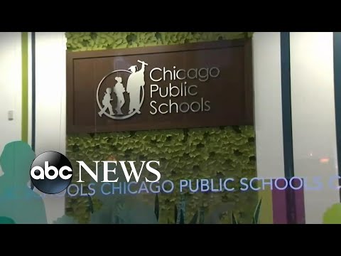 You are currently viewing Chicago teachers union reaches deal, teachers head back to school