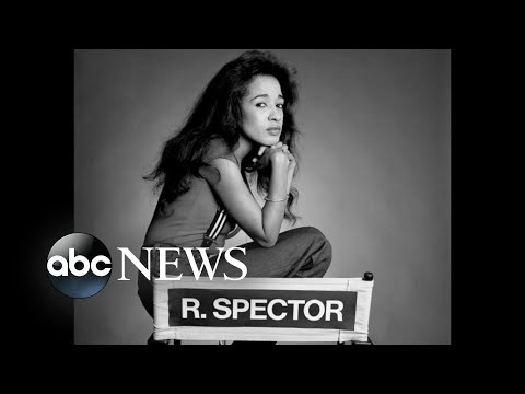 You are currently viewing Singer Ronnie Spector dies at the age of 78