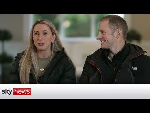 Read more about the article New Year Honours:  Jason and Laura Kenny say ‘we just ride bikes’