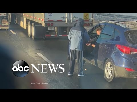 You are currently viewing Trucker shares meal with other driver while stranded in Virginia highway