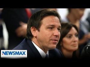 Read more about the article Ron DeSantis respects and pays police officers | Joe Borelli | ‘America Right Now’