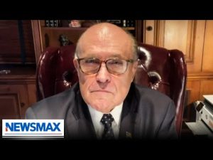 Read more about the article Giuliani rips ‘phony’ Pelosi for backing away from ‘defund the police’ stance | John Bachman Now