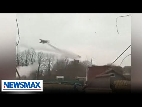 You are currently viewing VIDEO: Russian airplane bombing seen from family home | National Report