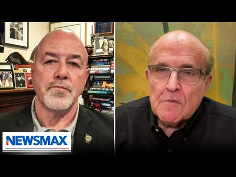 You are currently viewing Giuliani, Kerik rip ‘defund’ crowd as crime skyrockets in NYC and blue cities | Rob Schmitt Tonight