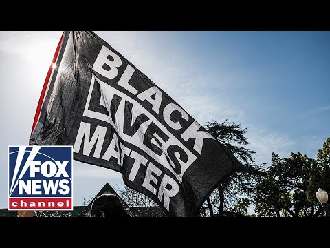 You are currently viewing Seattle reportedly considered giving police station to BLM during 2020 protests