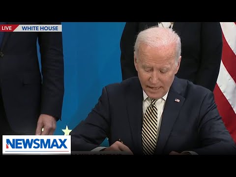 You are currently viewing BREAKING: President Joe Biden signs new package of military aid to Ukraine