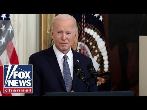 You are currently viewing Charlie Hurt: Biden’s plummeting approval rating ‘spells doom for Democrats’