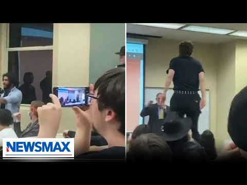 You are currently viewing Unhinged students lose it over political candidate’s appearance | Rob Schmitt Tonight on Newsmax