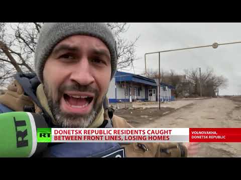 Read more about the article Ukrainians flood Polish border, Donbass refugees head to Russia amid intensified fighting(FULL SHOW)