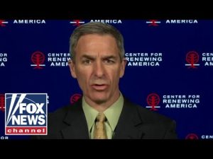 Read more about the article Texas Gov. Abbott should bus migrants back over the border: Ken Cuccinelli