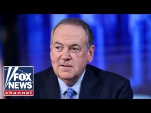 Read more about the article Mike Huckabee: There are two kinds of people who immigrate to the US