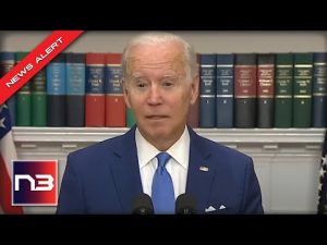 Read more about the article MAJOR MALFUNCTION: See Joe Biden Glitch For 15-Seconds While On Stage