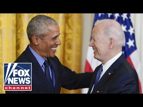 You are currently viewing Biden caught in awkward moment