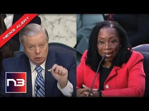 Read more about the article Lindsey Graham Flips On Ketanji Brown! Look What He Says About Her Nomination Now