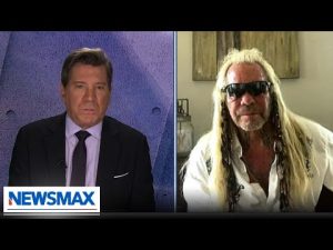 Read more about the article Dog the Bounty Hunter and Eric Bolling spar over gun control | ‘Eric Bolling The Balance’