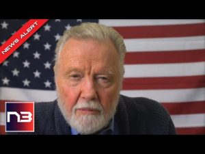 Read more about the article Jon Voight SHREDS The Left After Texas Shooting In Video Real Pro-2A Patriots Will Love