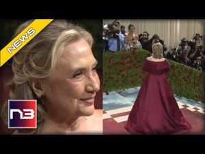 Read more about the article Hillary Clinton Surprises At Met Gala Until People Notice CRINGY Thing On Her Dress