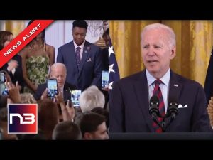 Read more about the article SICKO: Biden FIRES First Shot Against DeSantis In His War Against MAGA