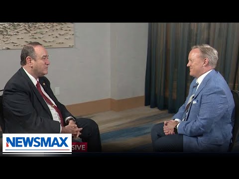 You are currently viewing EXCLUSIVE: Guatemalan President discusses Biden border crisis with Newsmax | ‘Spicer and Co.’