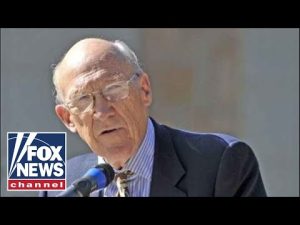 Read more about the article Trump shouldn’t run: Alan Simpson