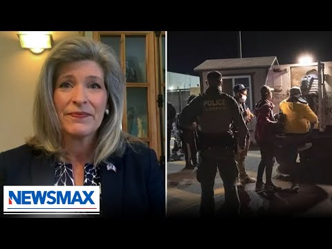 You are currently viewing Sen. Joni Ernst reveals shocking stories after visit to the U.S.-Mexico border