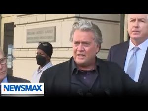 Read more about the article Steve Bannon calls out Bennie Thompson over trial privileges | REPORT