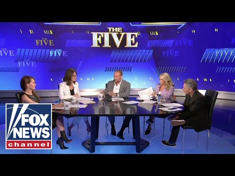 You are currently viewing ‘The Five’ talks the release of Trump raid search warrant