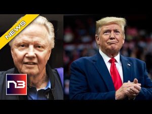 Read more about the article Hollywood HORRIFIED When Actor Jon Voight Issues Call to Action Asking Americans To STOP EVERYTHING