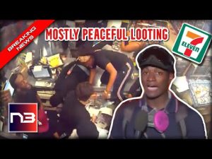 Read more about the article WATCH: Criminal Flash Mob Ambushes This 7-Eleven in LA