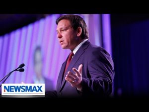 Read more about the article DeSantis: Having children at drag shows is “a disturbing trend in our society”