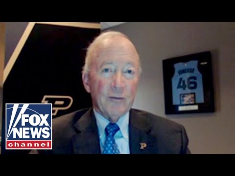 You are currently viewing Purdue University president on Dems’ spending bill and student debt