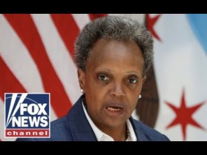 Read more about the article Watters: Lori Lightfoot turfed migrants another town #shorts