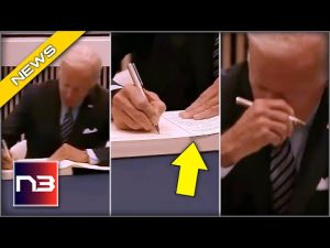 Read more about the article You Won’t Believe What This Cameraman Caught Biden Doing When Signing Queen’s Condolence Book