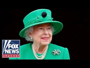 Read more about the article Media reacts to the death of Queen Elizabeth II #shorts