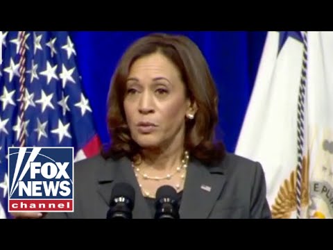 You are currently viewing Kamala Harris: Students don’t need to graduate to take advantage of Biden’s student loan handout