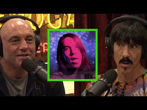 You are currently viewing Anthony Kiedis on Under the Bridge, Rick Rubin, and Addiction