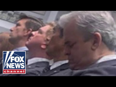 You are currently viewing Police outraged after mayor dozes at cop’s funeral