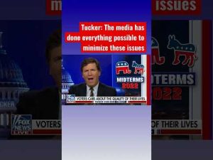 Read more about the article Tucker shreds media for avoiding important midterm issues #shorts