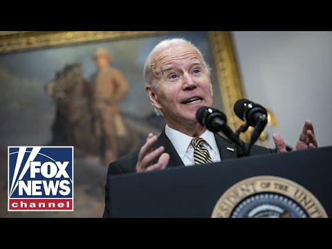 You are currently viewing Biden slammed for appearing to mock press