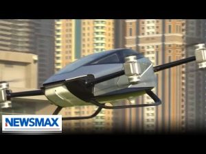 Read more about the article Electric flying taxi debuts in Dubai