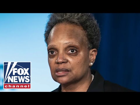 You are currently viewing Lori Lightfoot blasted for ‘absurd’ campaign ad