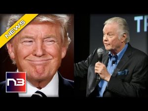 Read more about the article JON VOIGHT: Statement on Trump And American Dream