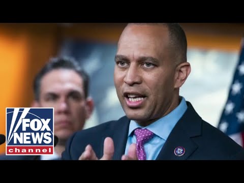 You are currently viewing Hakeem Jeffries has ‘intelligence, work ethic and empathy’ to lead House: Top Dem