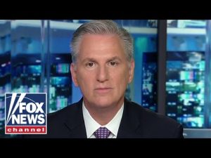 Read more about the article McCarthy fires back at Karine Jean-Pierre blaming GOP for border crisis