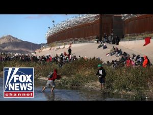 Read more about the article El Paso official says latest migrant surge unsustainable