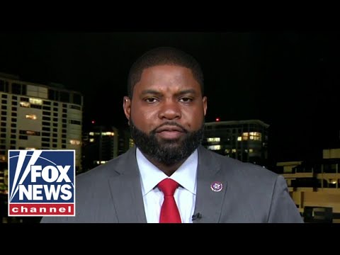 You are currently viewing Biden is not following immigration law on purpose: Rep. Byron Donalds