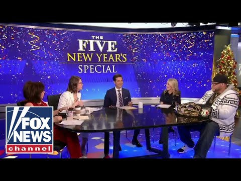 You are currently viewing ‘The Five’ share their New Year’s resolutions