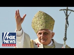 Read more about the article Pope Benedict was no ‘lightweight’: Bishop Robert Barron