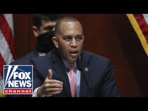 Read more about the article Hakeem Jeffries now has a ‘huge problem’: Gingrich